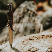 What to look for in a survival knife | ActionHub