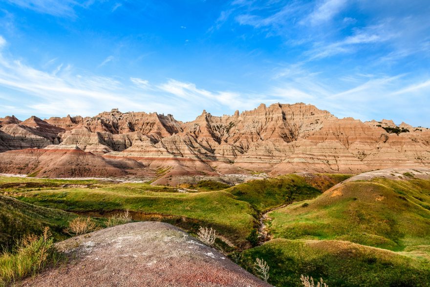 badlands-national-park-landscape