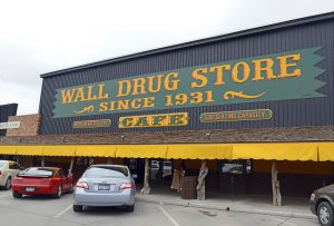 wall-drug-store-badlands