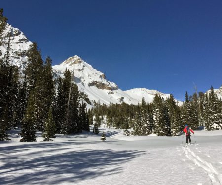backcountry-skiing-weber