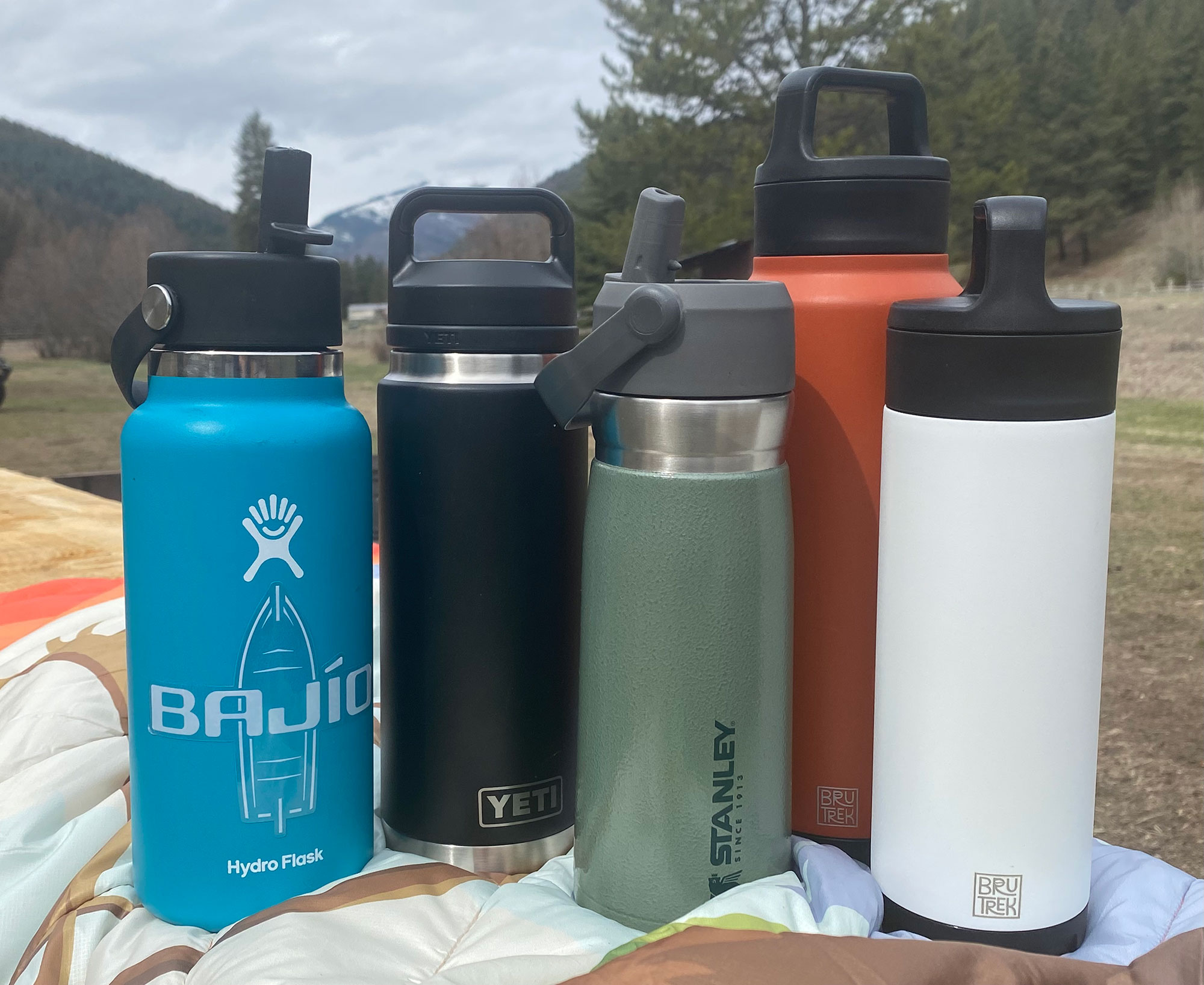 5 Best Stainless-Steel Water Bottles for Hiking | ActionHub