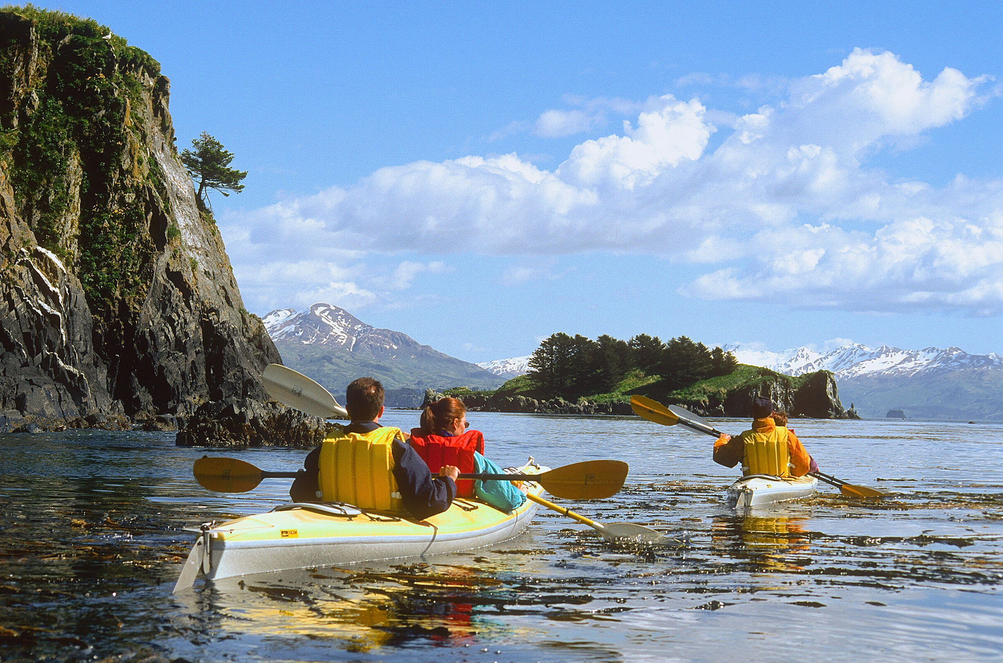 Kayaks: Is Single Or Double The Way To Go?