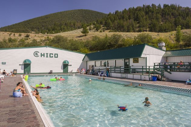chico-hot-springs-best-montana