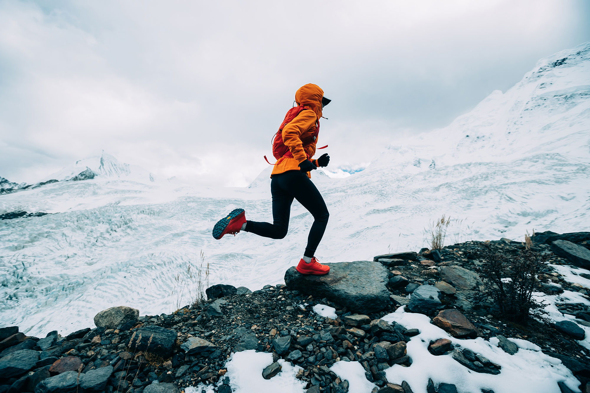 Outdoor running vs. the treadmill in winter: which is better? - Canadian  Running Magazine