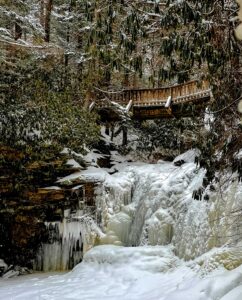 west-virginia-falls-wintertime