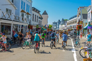 mackinac-island-biking-michigan