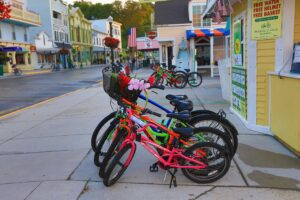 mackinac-island-biking-michigan