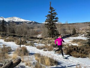 trail-sisters-mountain-running