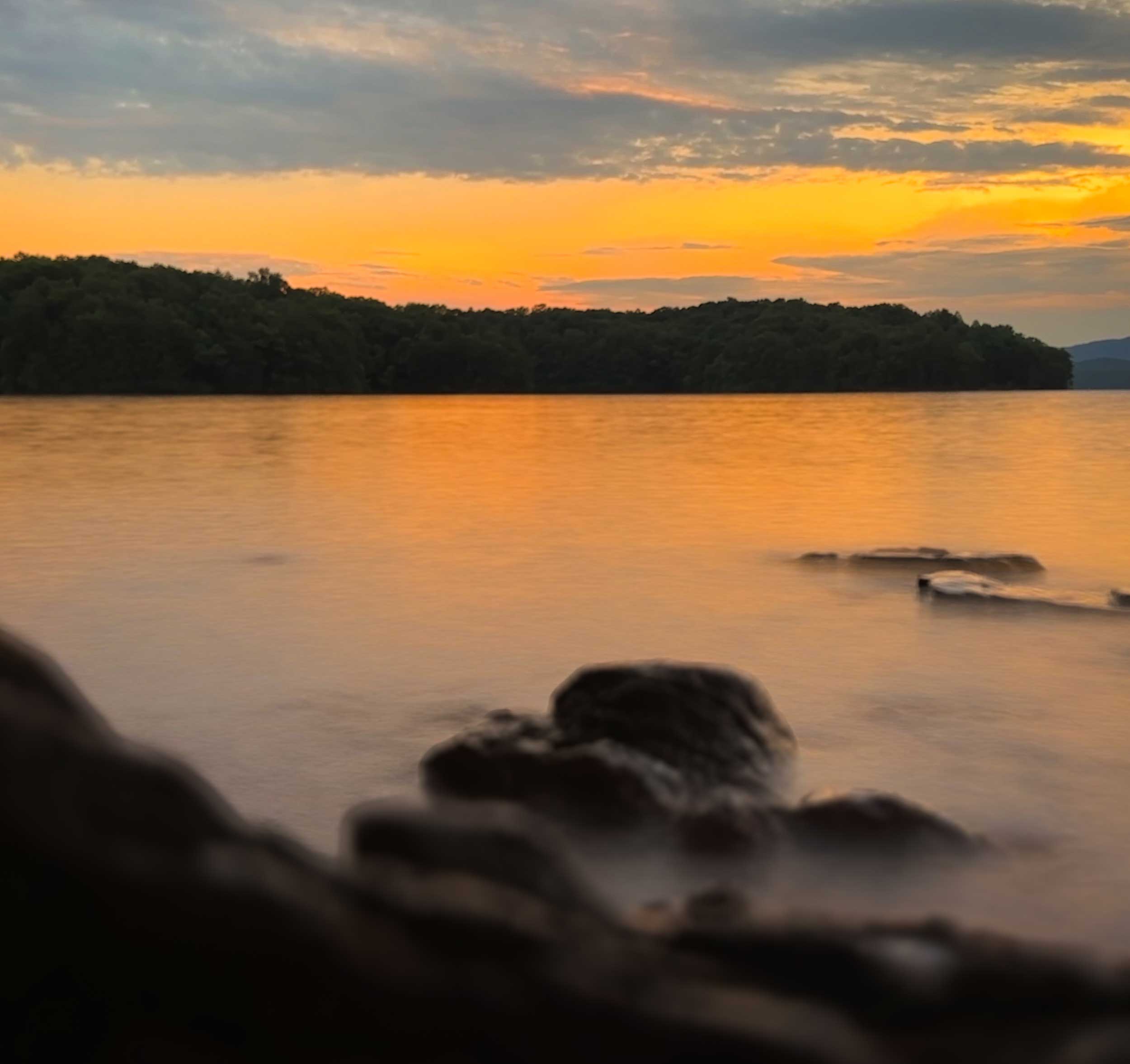 Blue-Ridge-Georgia-Lake-blue-ridge