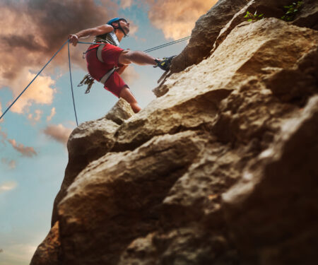 climber-rope-helmet