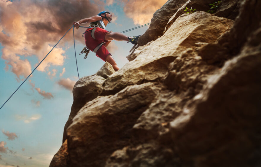 climber-rope-helmet