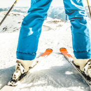 skiier-mountain-colorado